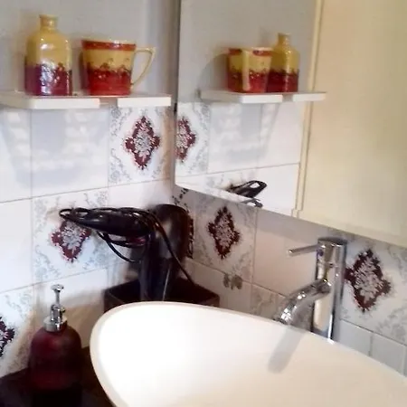 3 Bedrooms With Furnished Garden And Wifi At 9 Km Away From The Beach * Alcobaça