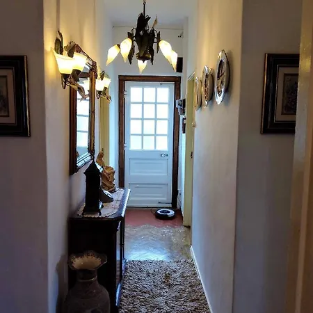 Vila 3 Bedrooms With Furnished Garden And Wifi At 9 Km Away From The Beach *